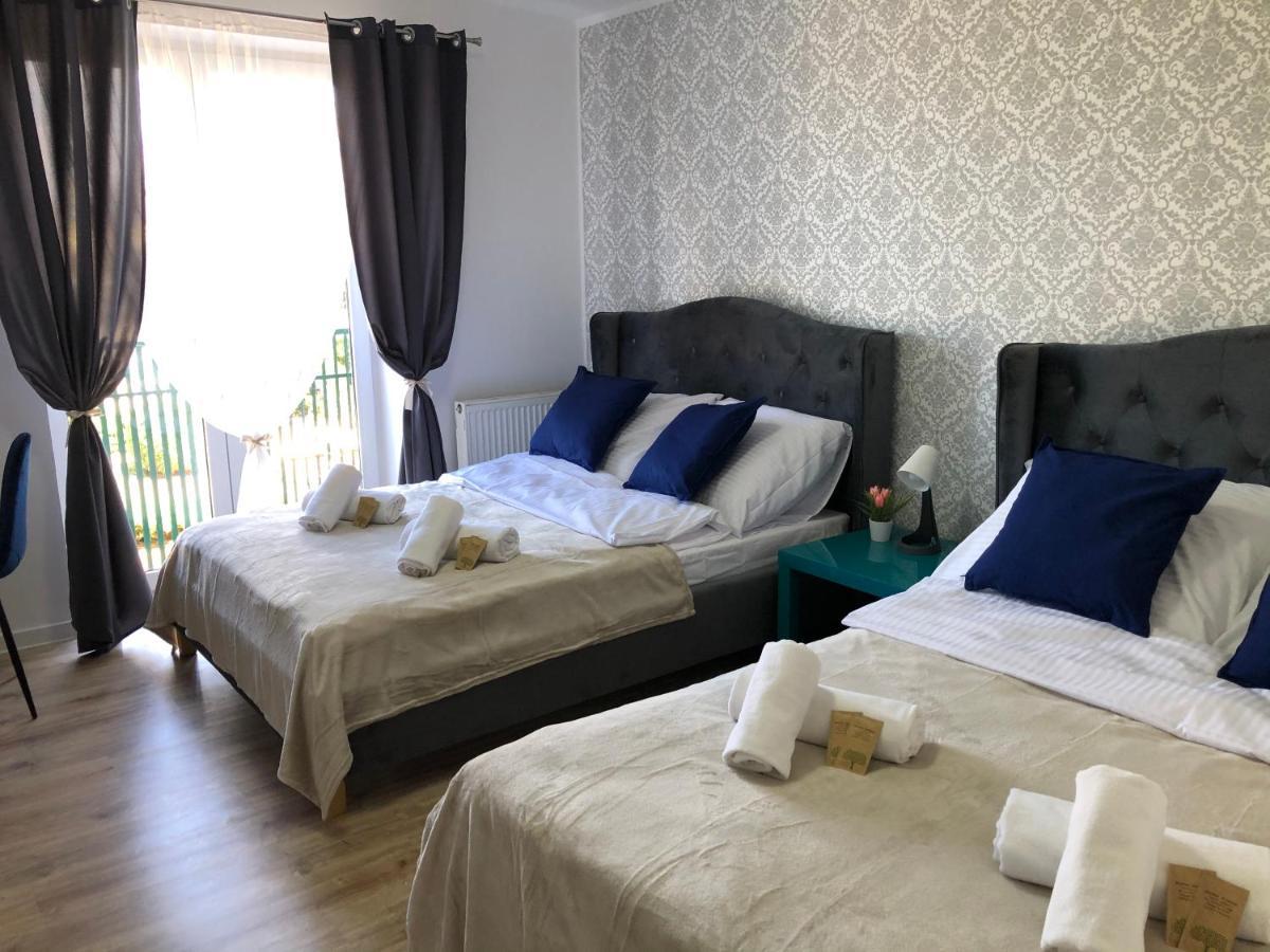 Great Polonia Ustka Bed & Breakfast Exterior photo